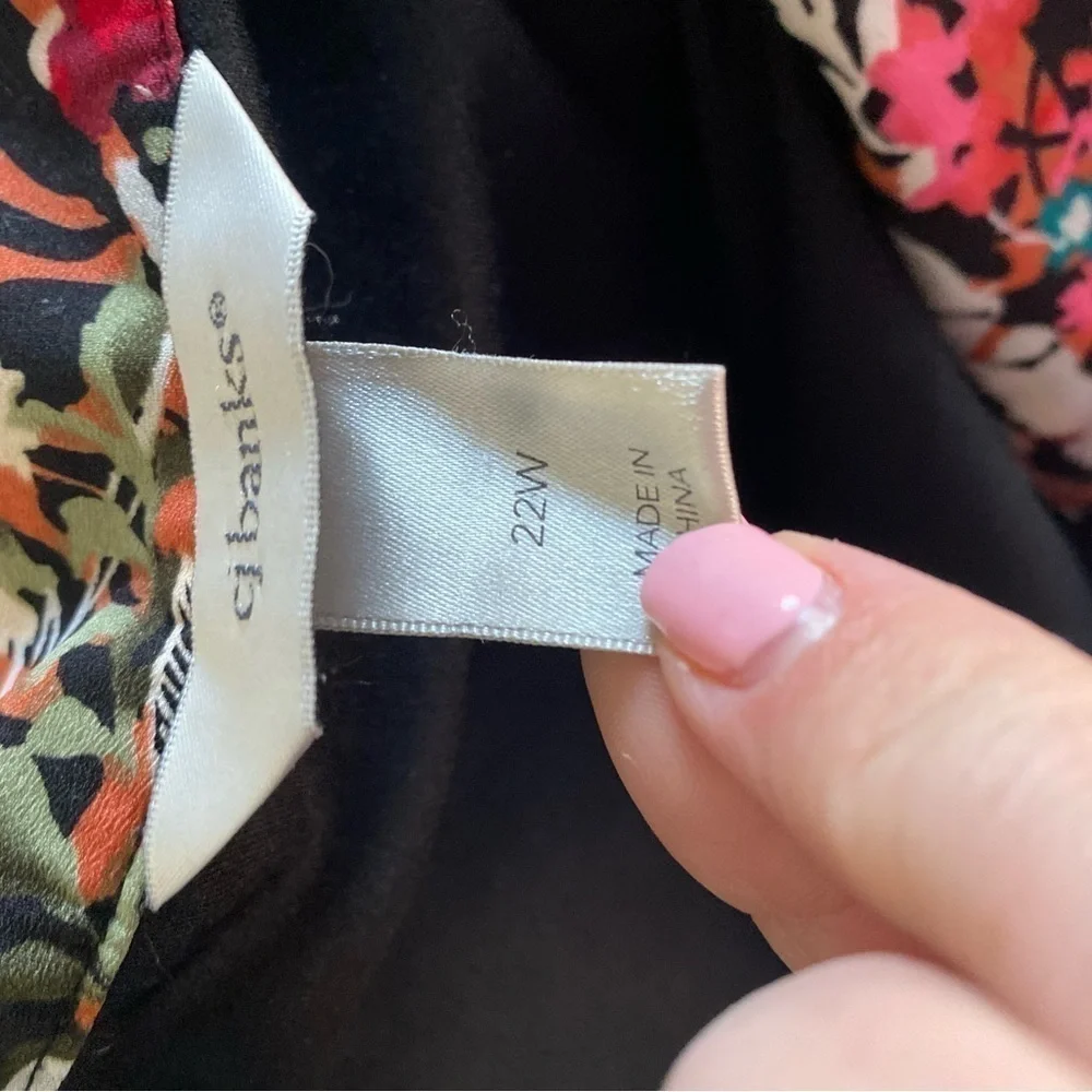 C.J Banks w22 side zip skirt floral